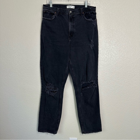 Abercrombie & Fitch The 90s Straight Ultra High Rise Black Distressed Jeans, 12L - Picture 1 of 12